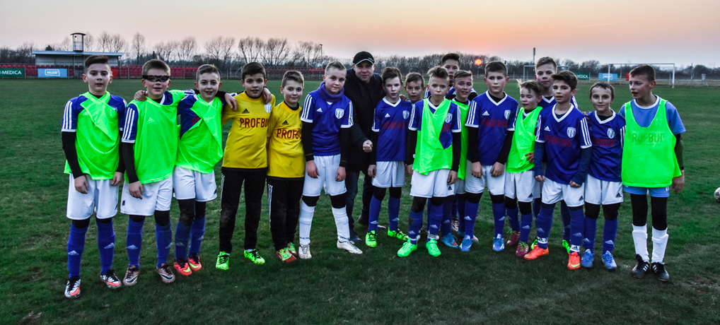 beniaminek_2004_sparing
