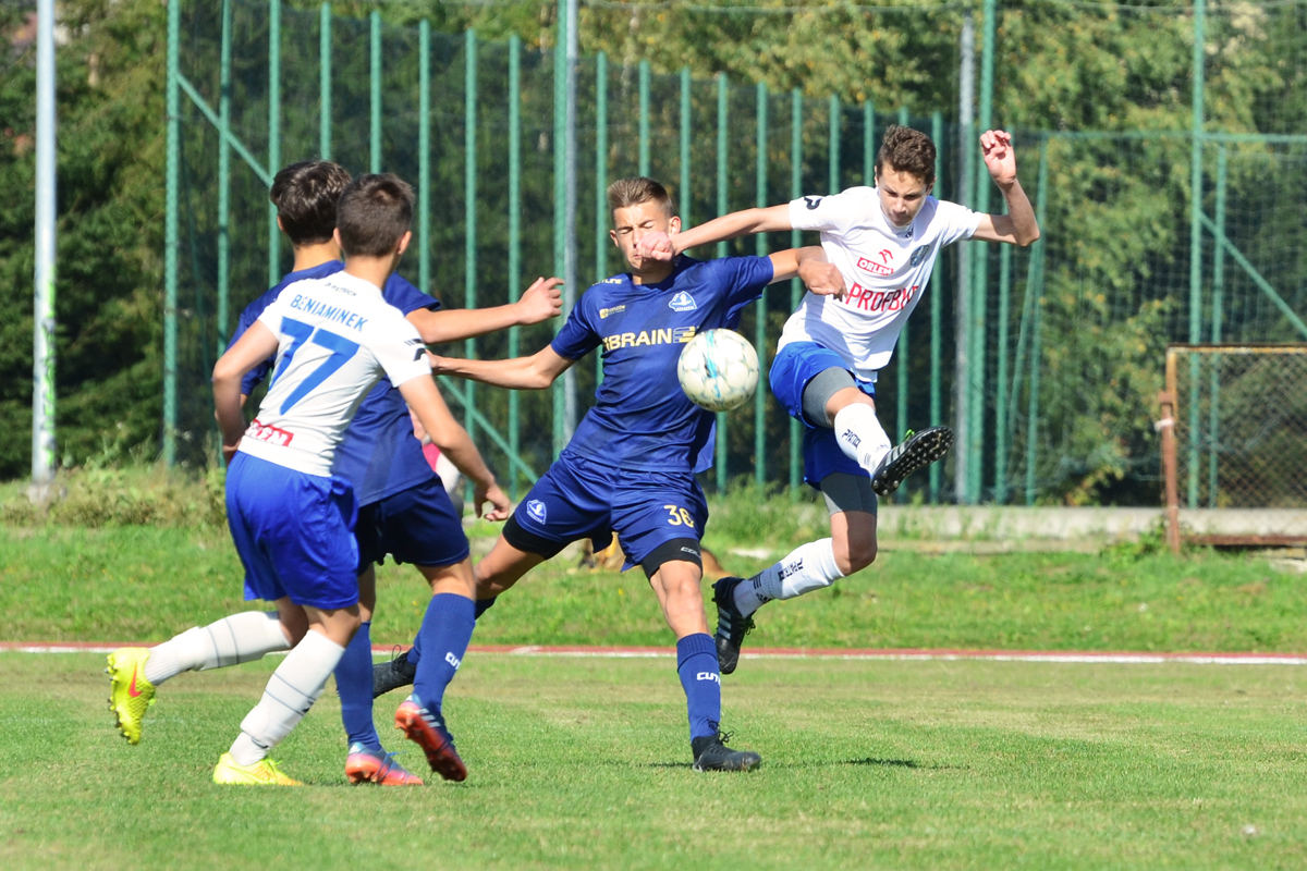 beniaminek_2004_stalrz_2018_1