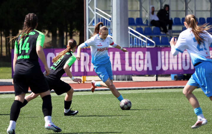 BEN REK U18 (6)