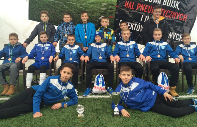 beniaminek2004_nadrzecze4