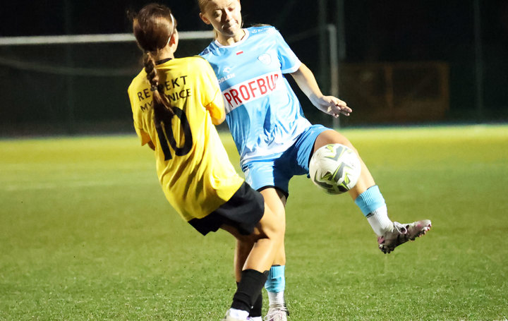 CLJ U16 BENIAMINEK RESPEKT (18)