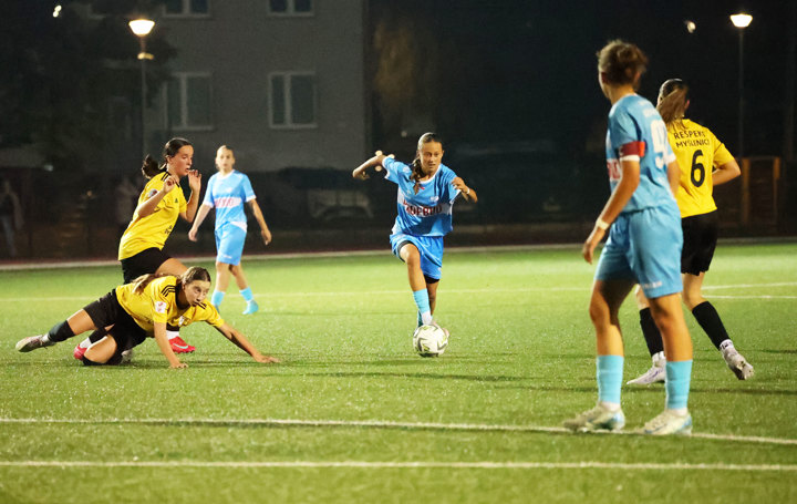 CLJ U16 BENIAMINEK RESPEKT (16)