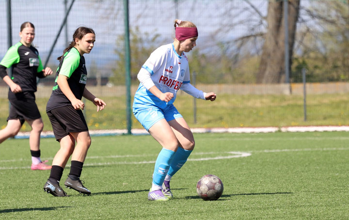 BEN REK U18 (59)