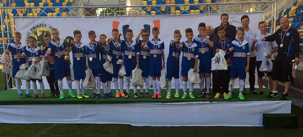 beniaminek_2004_srebro