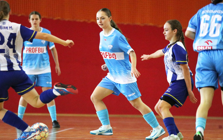 PP FUTSAL GIRLS (8)