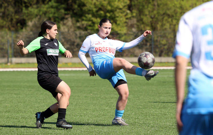 BEN REK U18 (62)