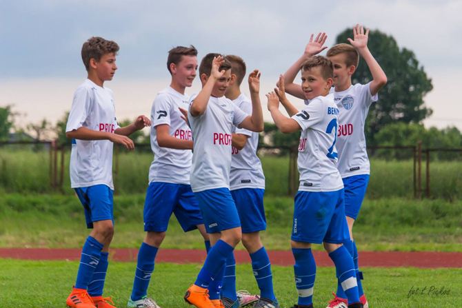 beniaminek_2005_stalrz_02