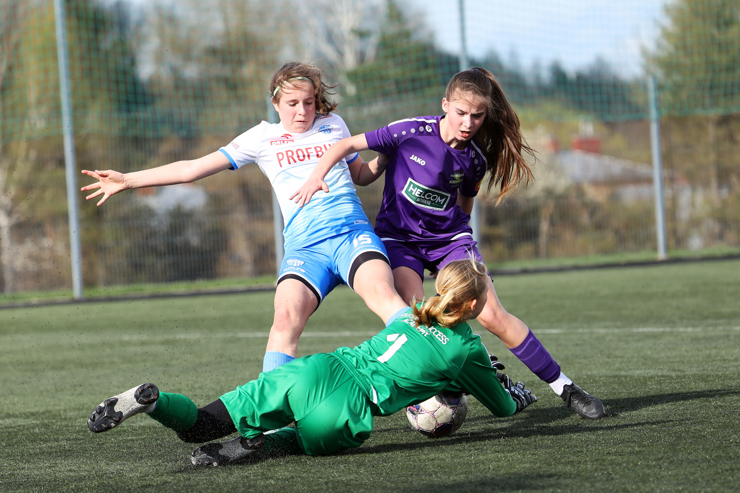 CLJ U-15 Girls: Beniaminek PROFBUD Krosno VS FSA Kraków / 16.04.2023